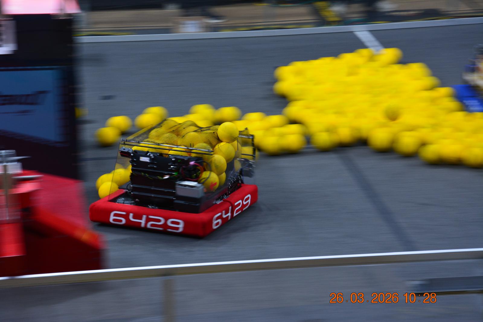 4th Dimension robot 6429 competing on the field